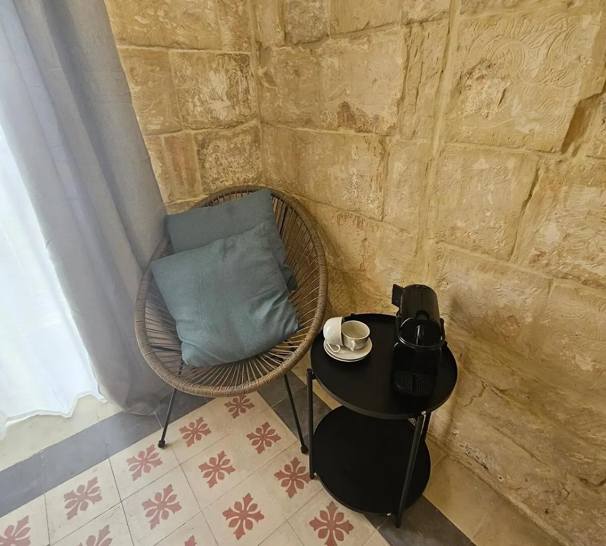 Studio In A Charming Maltese Town House Qrendi Malta